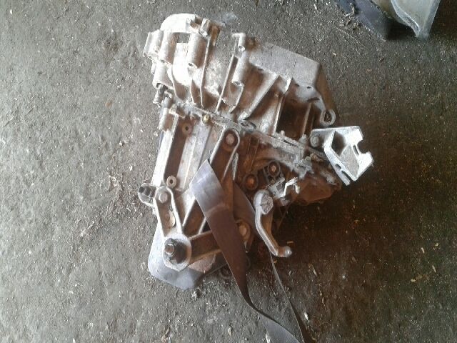 bontott RENAULT SCÉNIC II Váltó (Mechanikus)