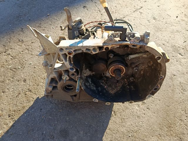 bontott RENAULT SCÉNIC II Váltó (Mechanikus)