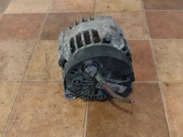 bontott RENAULT SCÉNIC II Generátor