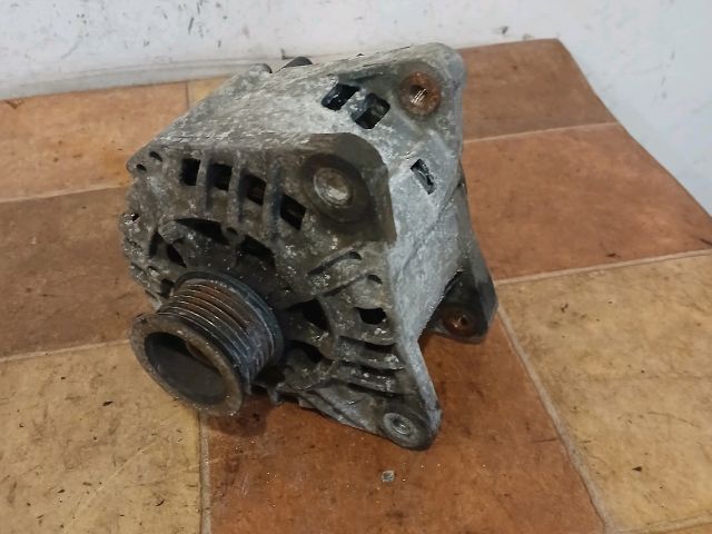 bontott RENAULT SCÉNIC II Generátor