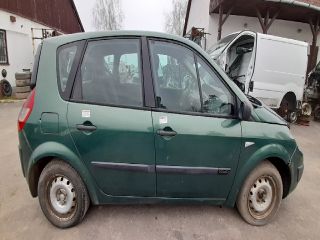 bontott RENAULT SCÉNIC II Homlokfal (Üres lemez)