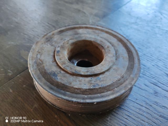 bontott RENAULT SCÉNIC II Főtengely Szíjtárcsa