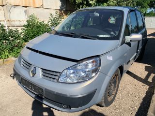 bontott RENAULT SCÉNIC II Homlokfal (Üres lemez)