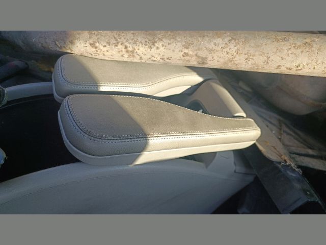 bontott RENAULT SCÉNIC II Jobb első Féknyereg Munkahengerrel