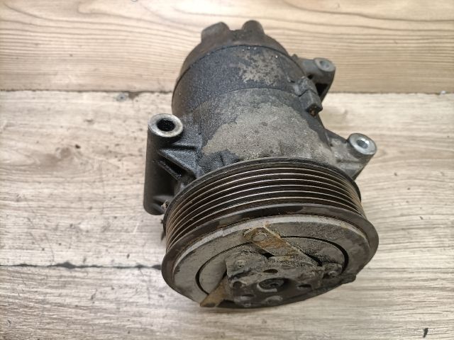 bontott RENAULT SCÉNIC II Klímakompresszor