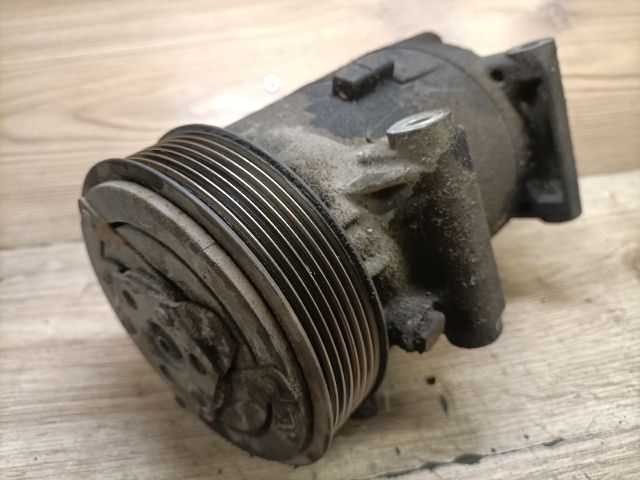 bontott RENAULT SCÉNIC II Klímakompresszor