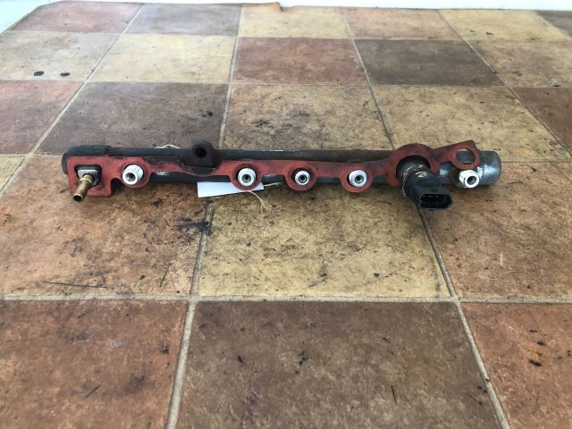 bontott RENAULT SCÉNIC II Közösnyomócső