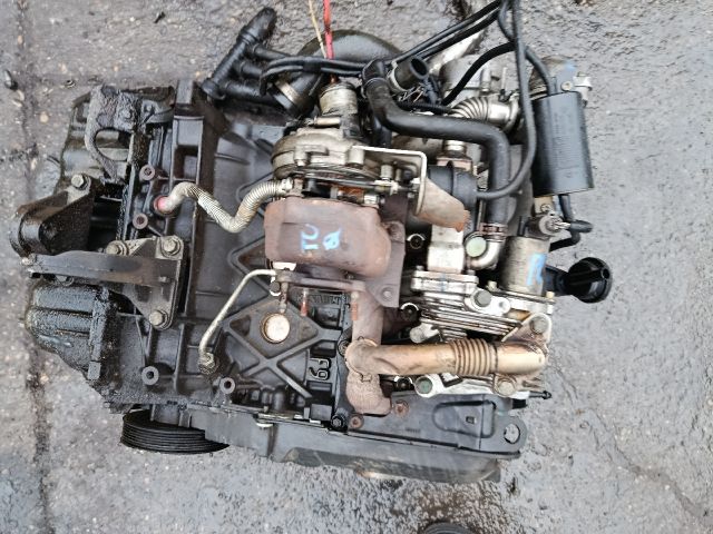 bontott RENAULT SCÉNIC II Motor (Fűzött blokk hengerfejjel)