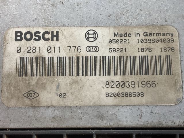 bontott RENAULT SCÉNIC II Motorvezérlő