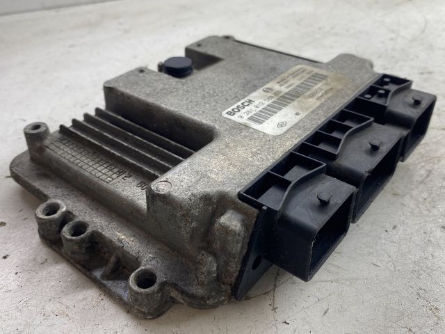 bontott RENAULT SCÉNIC II Motorvezérlő