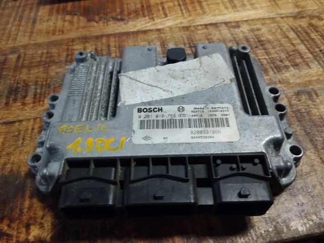 bontott RENAULT SCÉNIC II Motorvezérlő