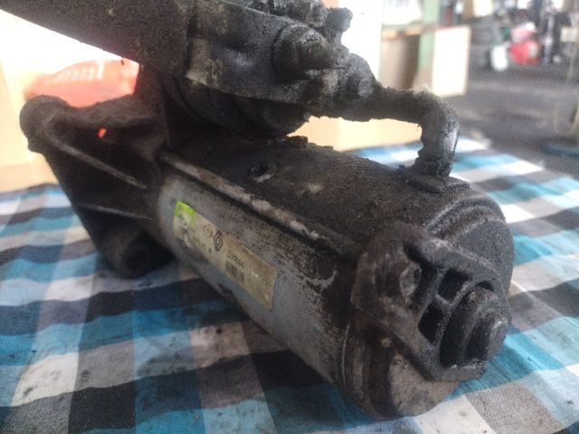 bontott RENAULT SCÉNIC II Önindító