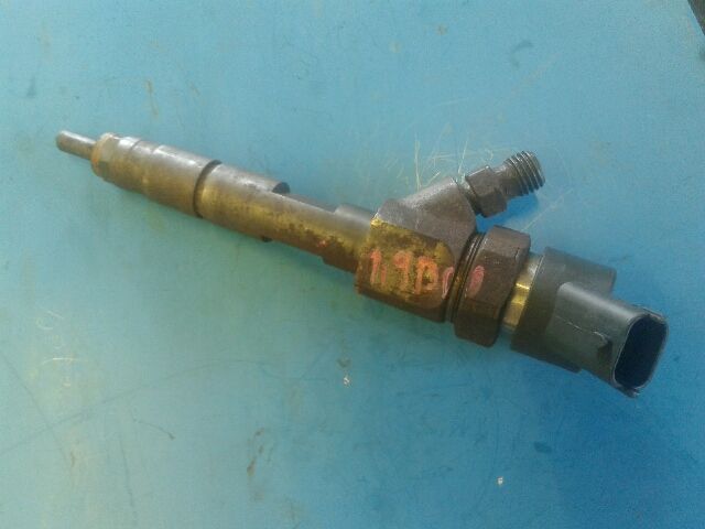 bontott RENAULT SCÉNIC II Porlasztó (1 db)