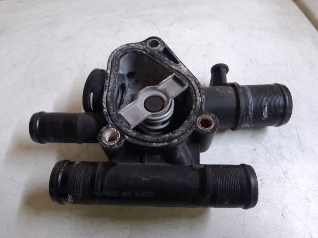 bontott RENAULT SCÉNIC II Termosztátház