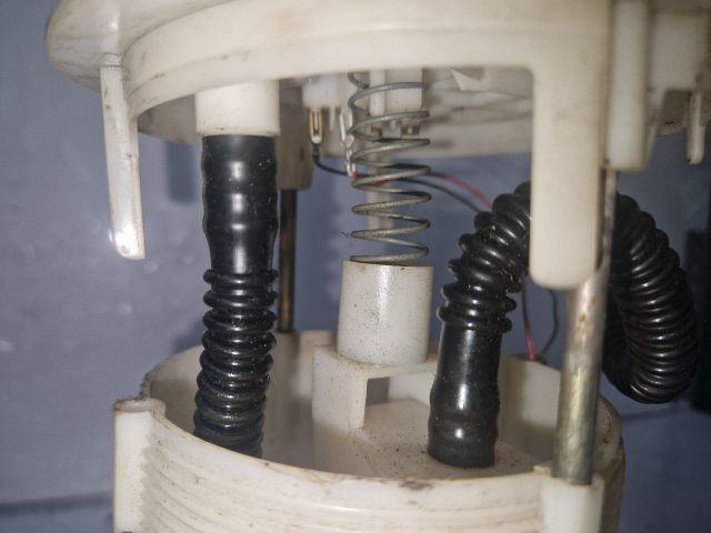 bontott RENAULT SCÉNIC II Üzemanyagszint Jeladó