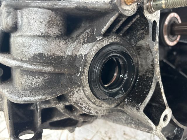 bontott RENAULT SCÉNIC II Váltó (Mechanikus)