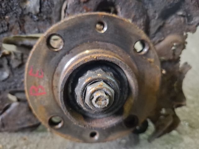 bontott RENAULT SCÉNIC II Bal első Csonkállvány Kerékaggyal