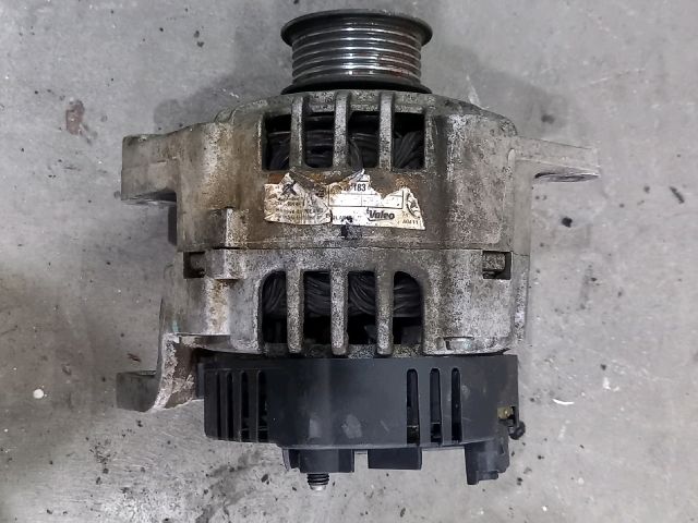 bontott RENAULT SCÉNIC II Generátor