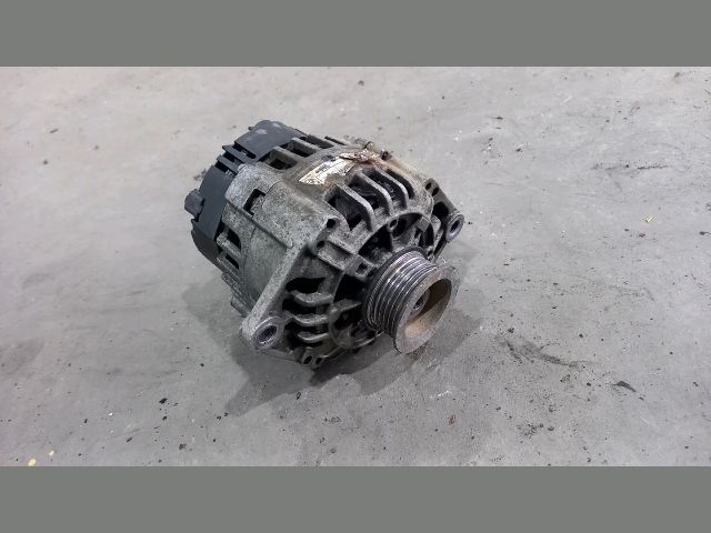 bontott RENAULT SCÉNIC II Generátor