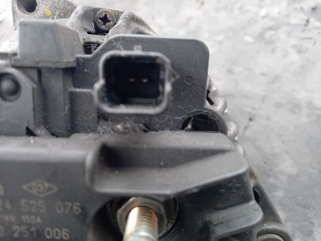 bontott RENAULT SCÉNIC II Generátor