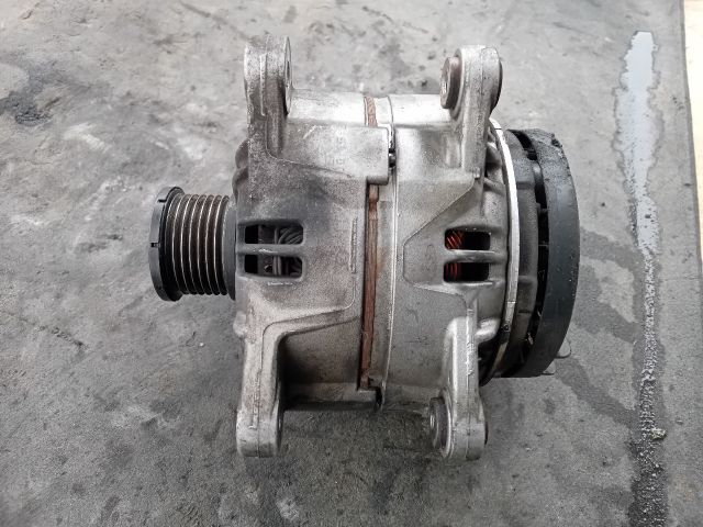 bontott RENAULT SCÉNIC II Generátor