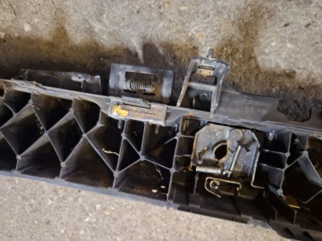 bontott RENAULT SCÉNIC II Homlokfal (Üres lemez)