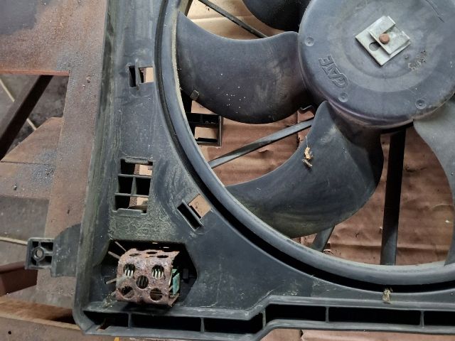 bontott RENAULT SCÉNIC II Hűtőventilátor