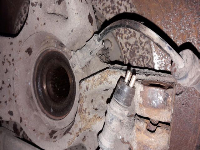 bontott RENAULT SCÉNIC II Jobb első Csonkállvány Kerékaggyal