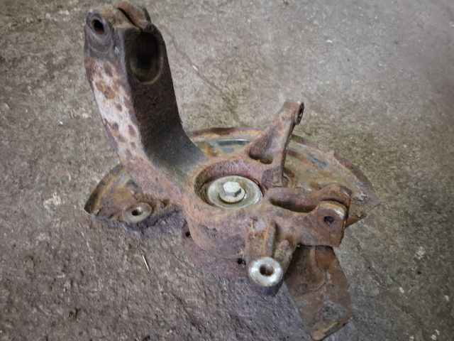 bontott RENAULT SCÉNIC II Jobb első Csonkállvány Kerékaggyal