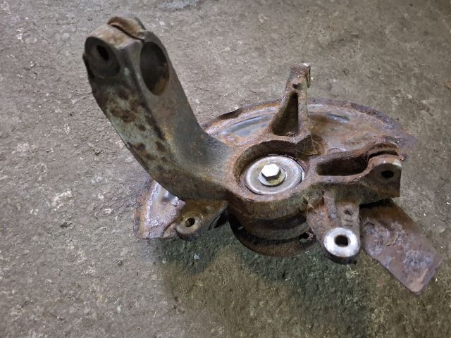 bontott RENAULT SCÉNIC II Jobb első Csonkállvány Kerékaggyal