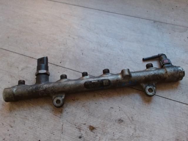 bontott RENAULT SCÉNIC II Közösnyomócső