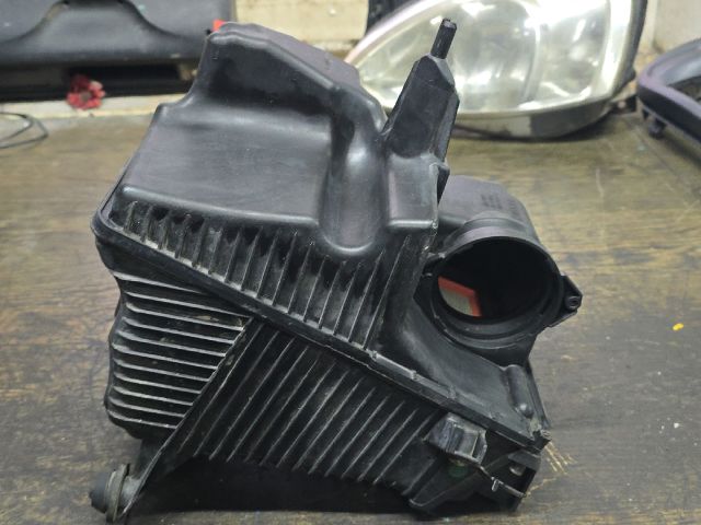 bontott RENAULT SCÉNIC II Légszűrő Ház