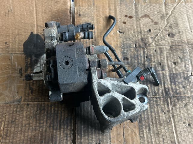 bontott RENAULT SCÉNIC II Nagynyomású Szivattyú