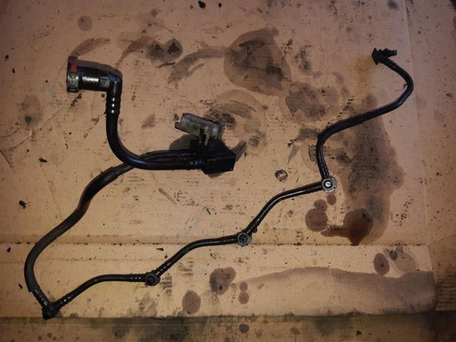 bontott RENAULT SCÉNIC II Résolajcső