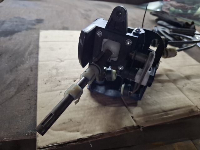 bontott RENAULT SCÉNIC II Váltó Kulissza