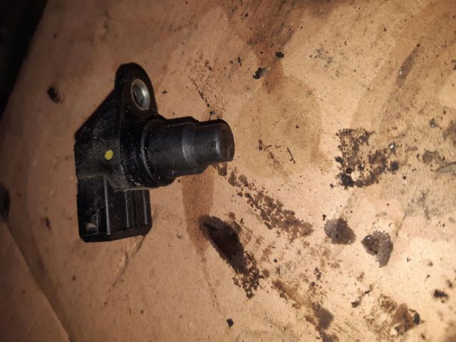 bontott RENAULT SCÉNIC II Vezérműtengely Fordulatszám Jeladó