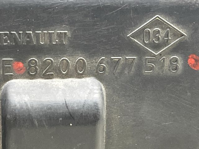 bontott RENAULT SCÉNIC II Felső Motorburkolat