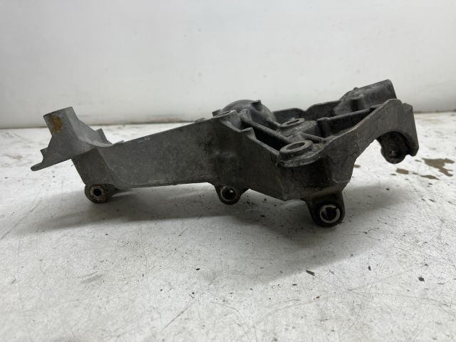 bontott RENAULT SCÉNIC II Generátor Tartó Bak