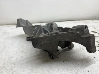 bontott RENAULT SCÉNIC II Generátor Tartó Bak