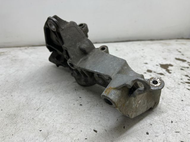 bontott RENAULT SCÉNIC II Generátor Tartó Bak