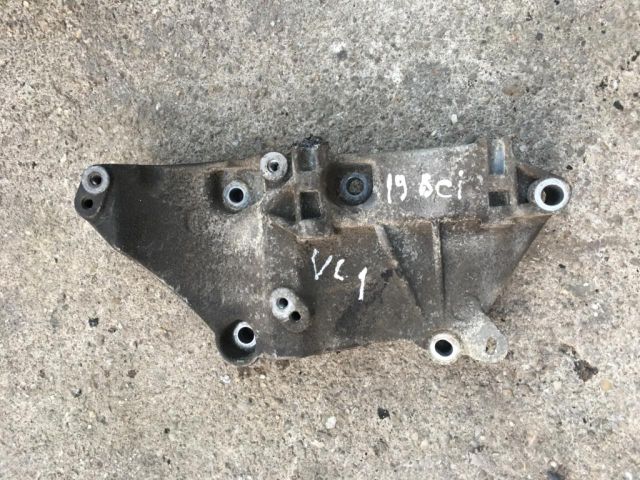 bontott RENAULT SCÉNIC II Generátor Tartó Bak