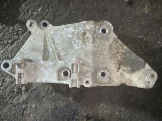 bontott RENAULT SCÉNIC II Generátor Tartó Bak