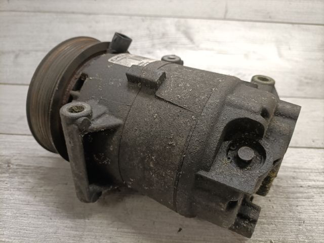 bontott RENAULT SCÉNIC II Klímakompresszor