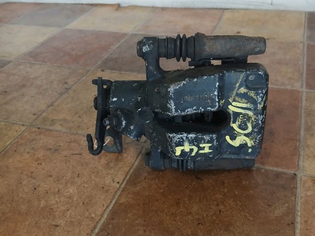 bontott RENAULT SCÉNIC II Jobb hátsó Féknyereg Munkahengerrel