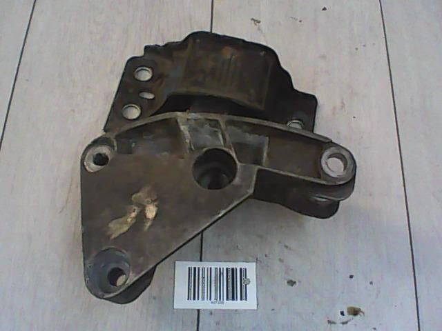 bontott RENAULT SCÉNIC II Motor Tartó Bak (Fém)