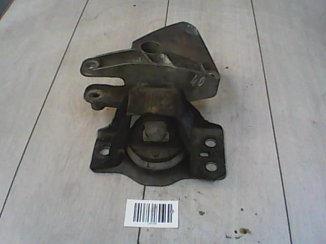 bontott RENAULT SCÉNIC II Motor Tartó Bak (Fém)