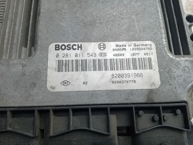 bontott RENAULT SCÉNIC II Motorvezérlő