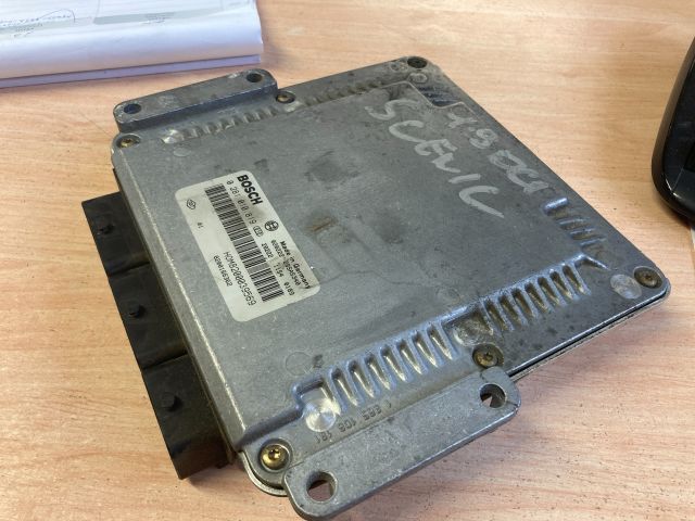 bontott RENAULT SCÉNIC II Motorvezérlő