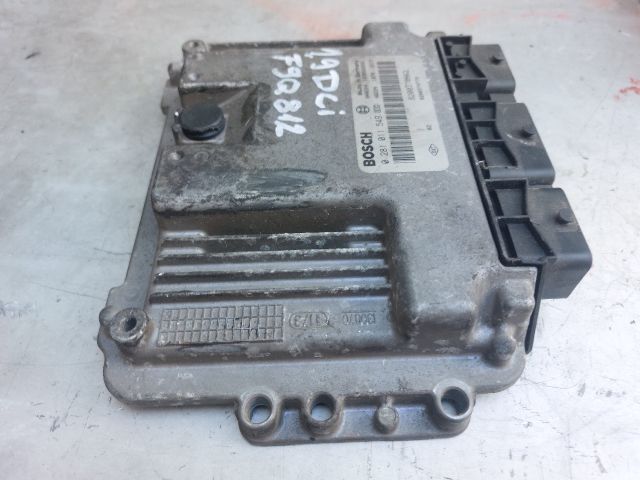 bontott RENAULT SCÉNIC II Motorvezérlő