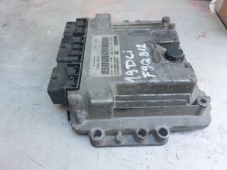 bontott RENAULT SCÉNIC II Motorvezérlő